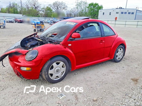 Volkswagen Beetle 2000 - Image 1 of 13
