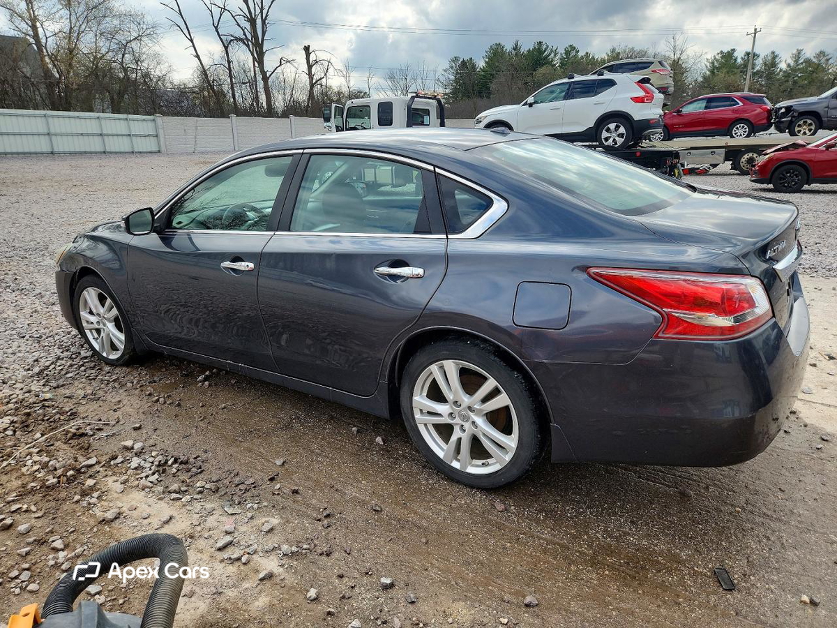 Nissan Altima 2013