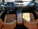 Lexus UX 2022