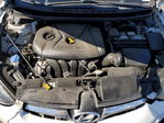 Hyundai Elantra 2015