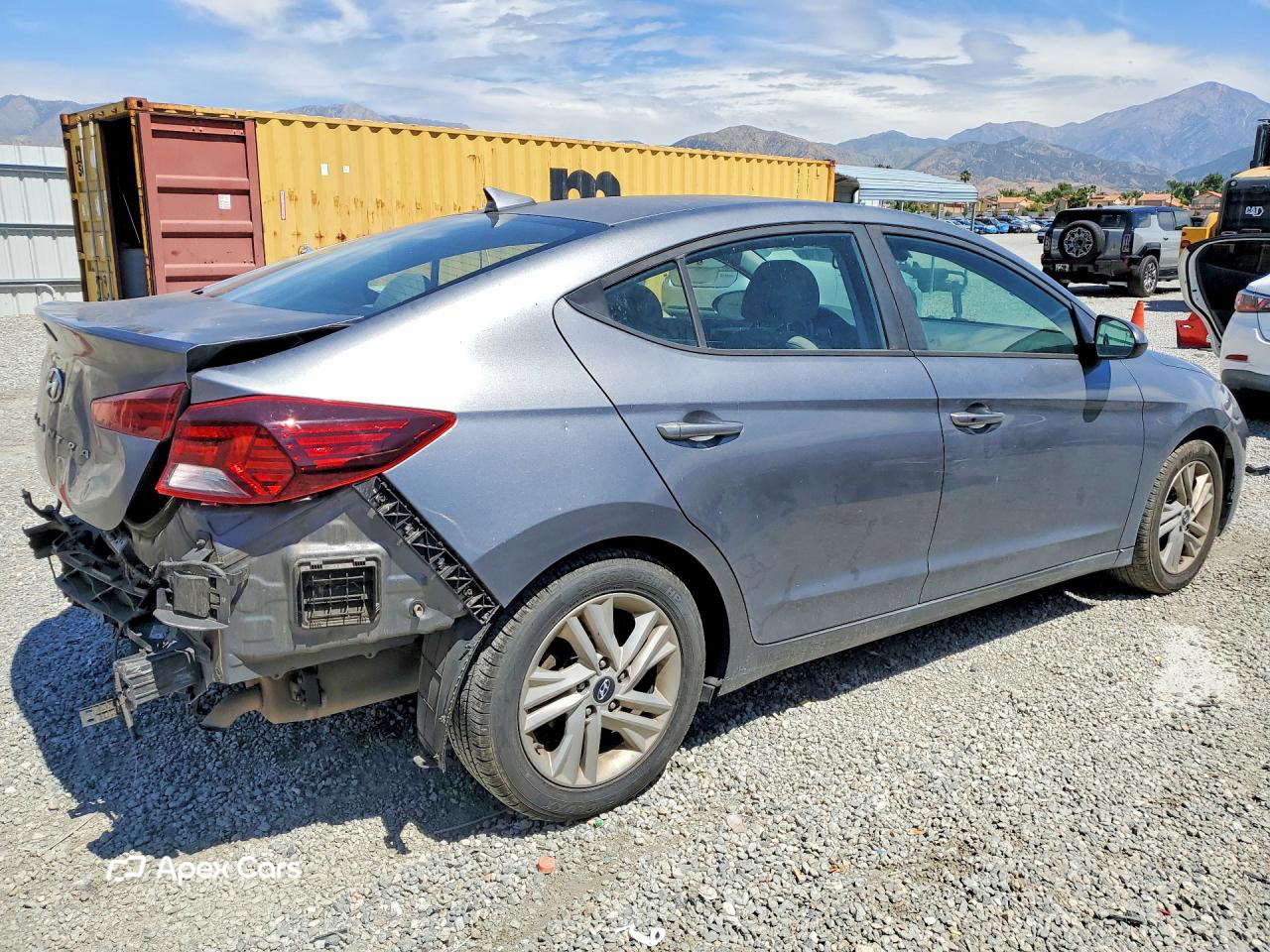 Hyundai Elantra 2020