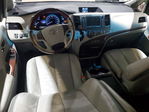 Toyota Sienna 2011