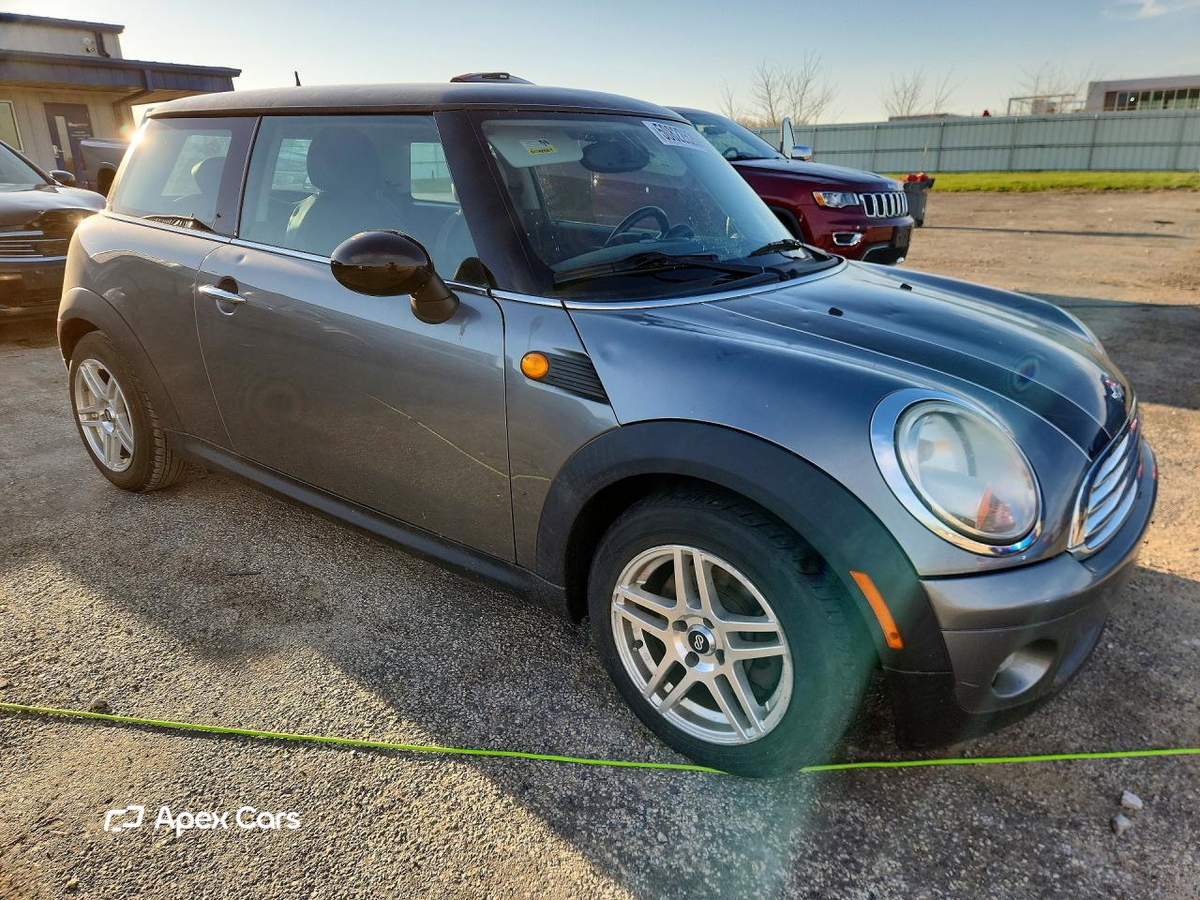 MINI Cooper 2010