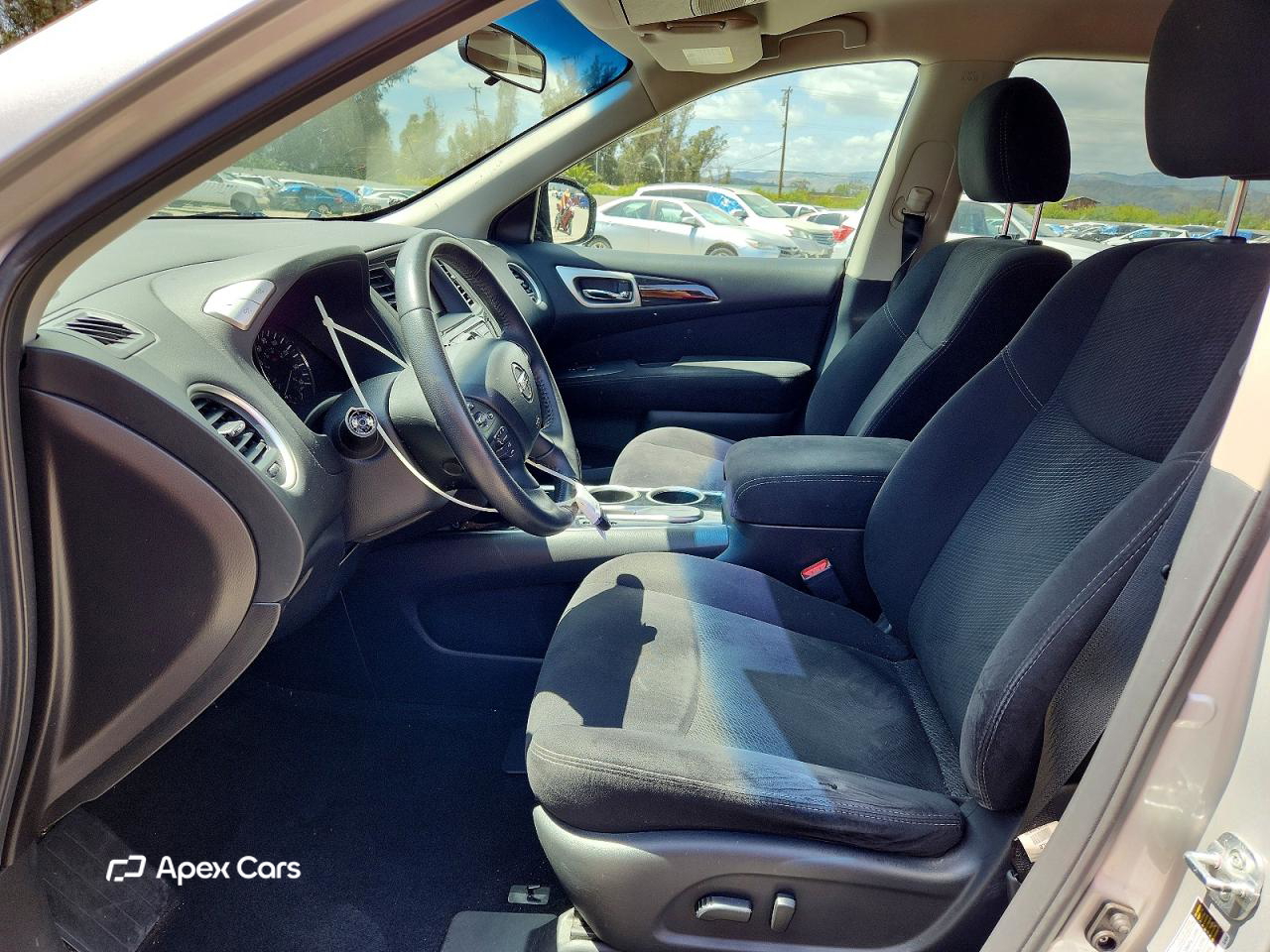 Nissan Pathfinder 2014