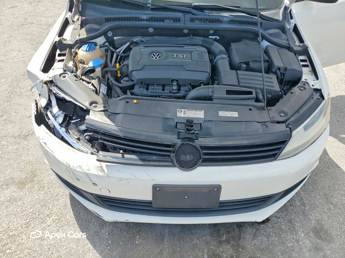 Volkswagen Jetta 2014