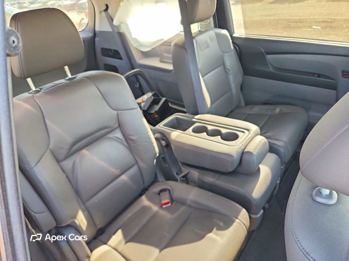 Honda Odyssey 2016