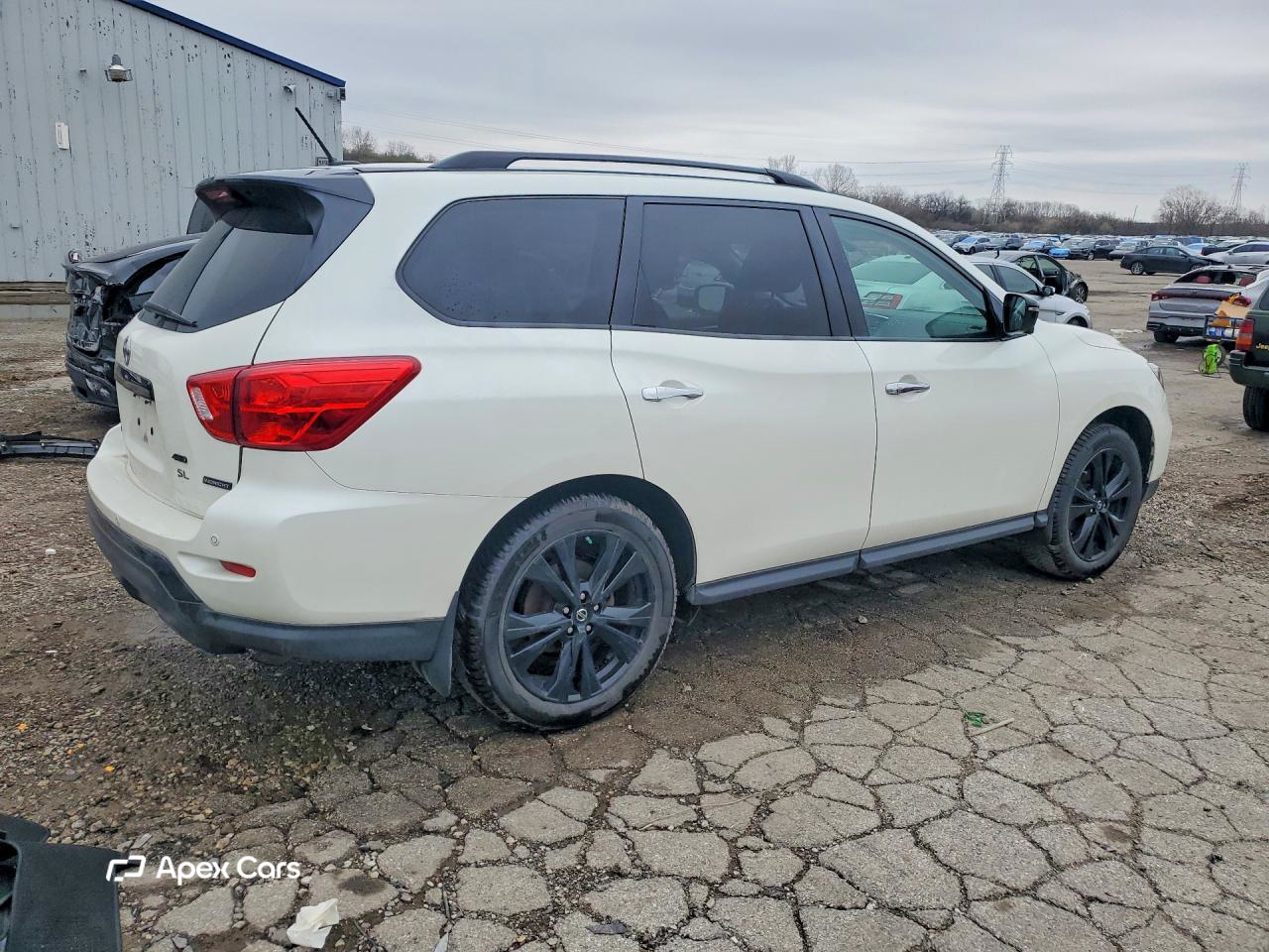 Nissan Pathfinder 2018