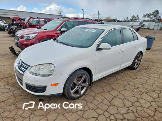 Volkswagen Jetta 2010 - Image 1 of 12