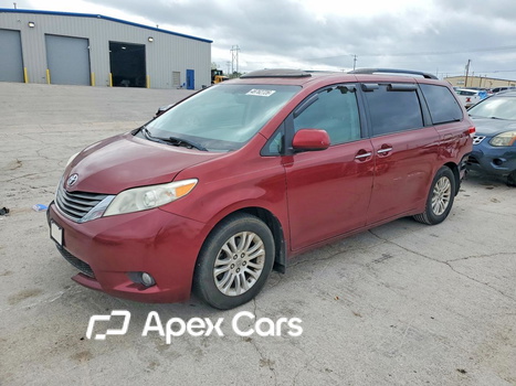 Toyota Sienna 2012 - Image 1 of 13
