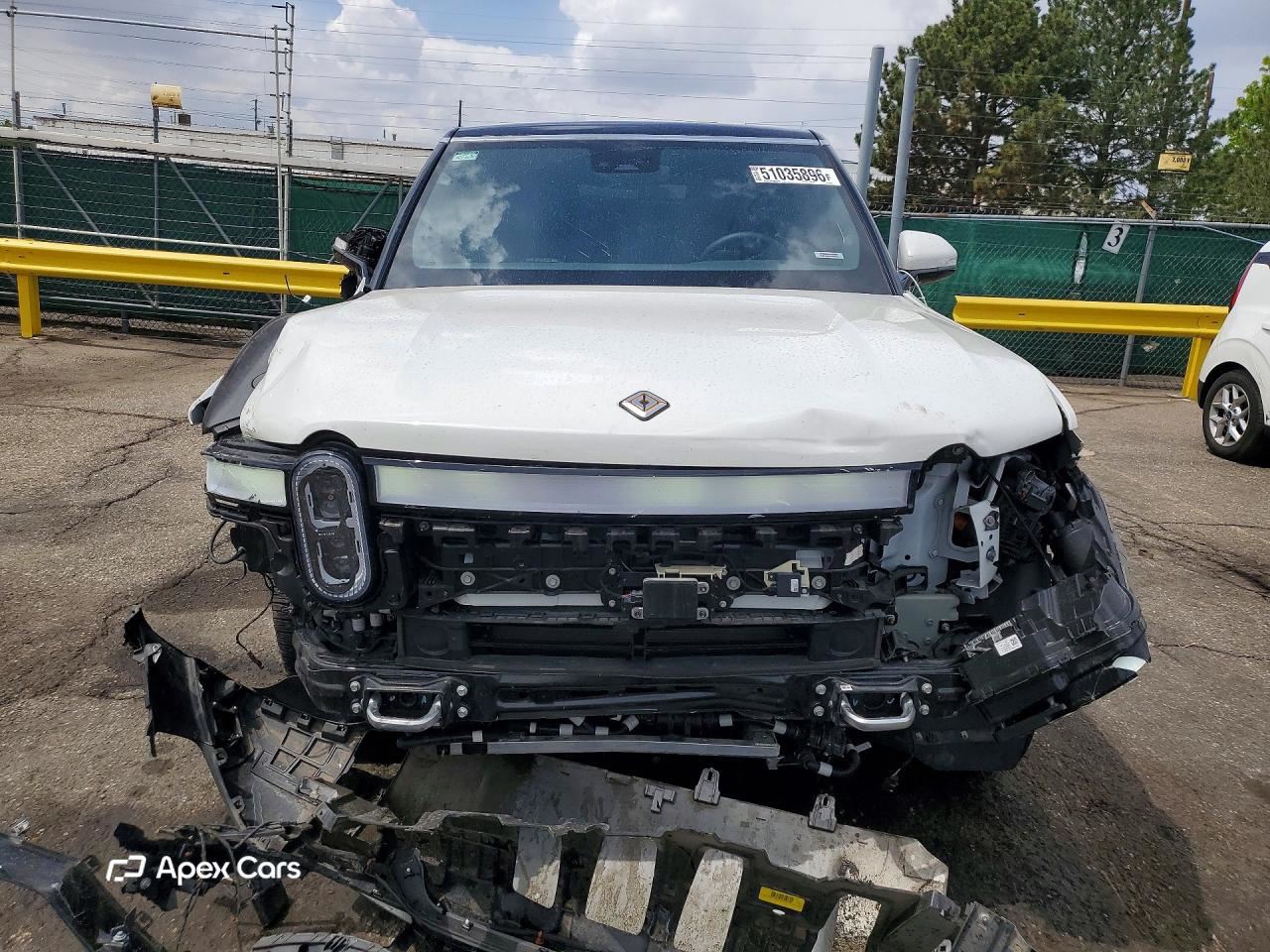 Rivian R1S 2024