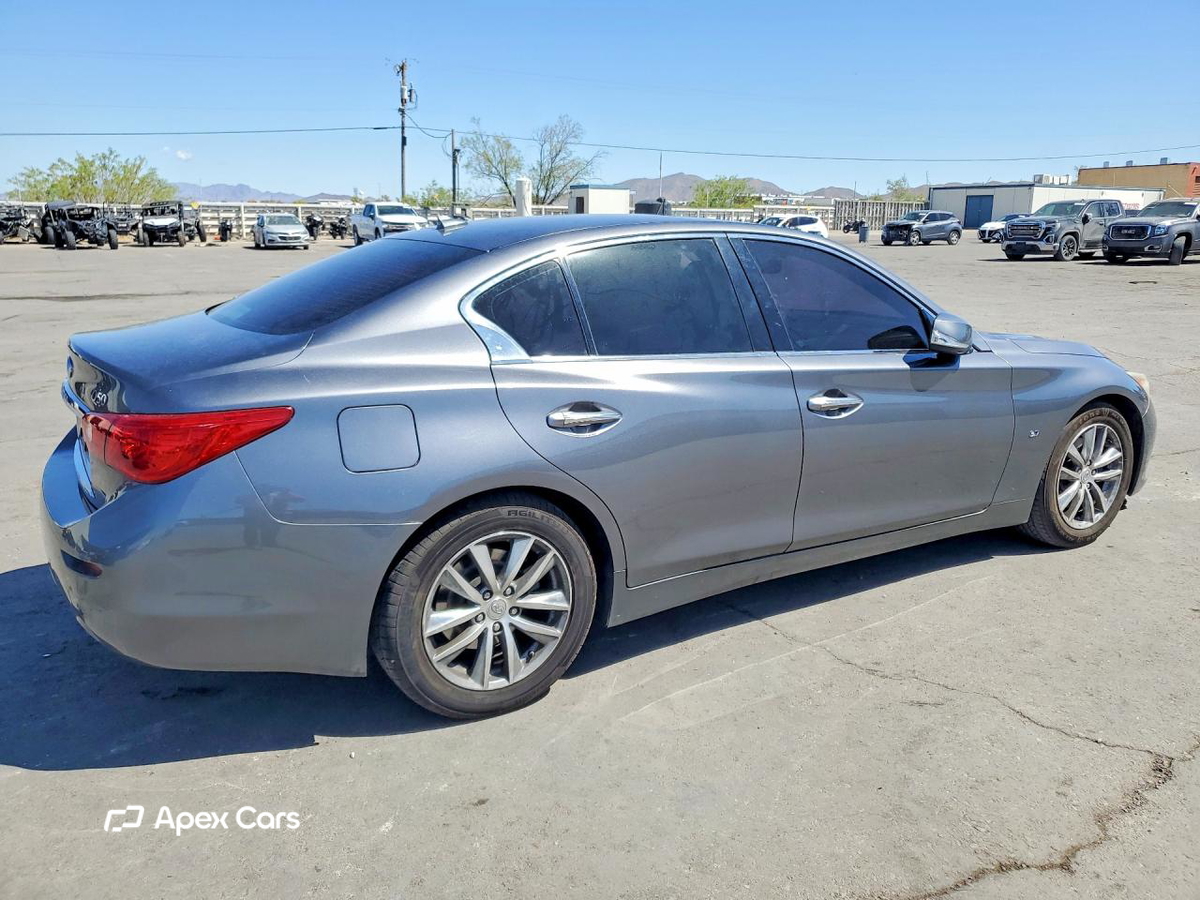 Infiniti Q50 2014