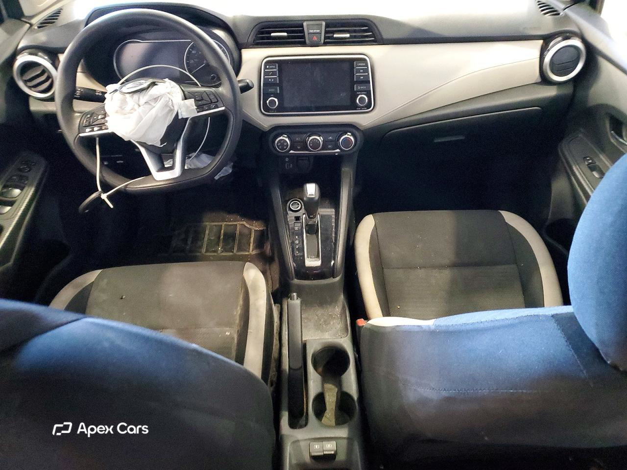 Nissan Versa 2021
