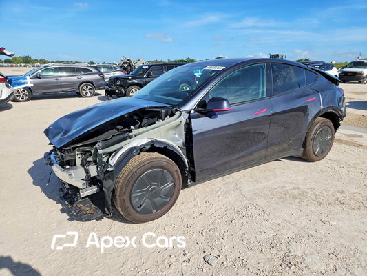 Tesla Model Y 2026 - Zdjęcie 1 z 14