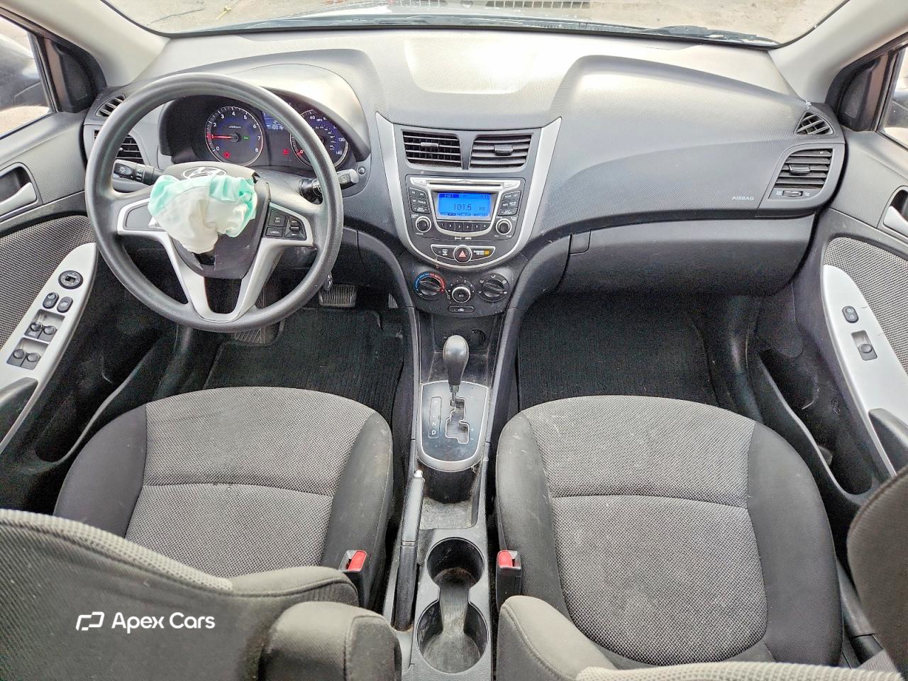 Hyundai Accent 2012