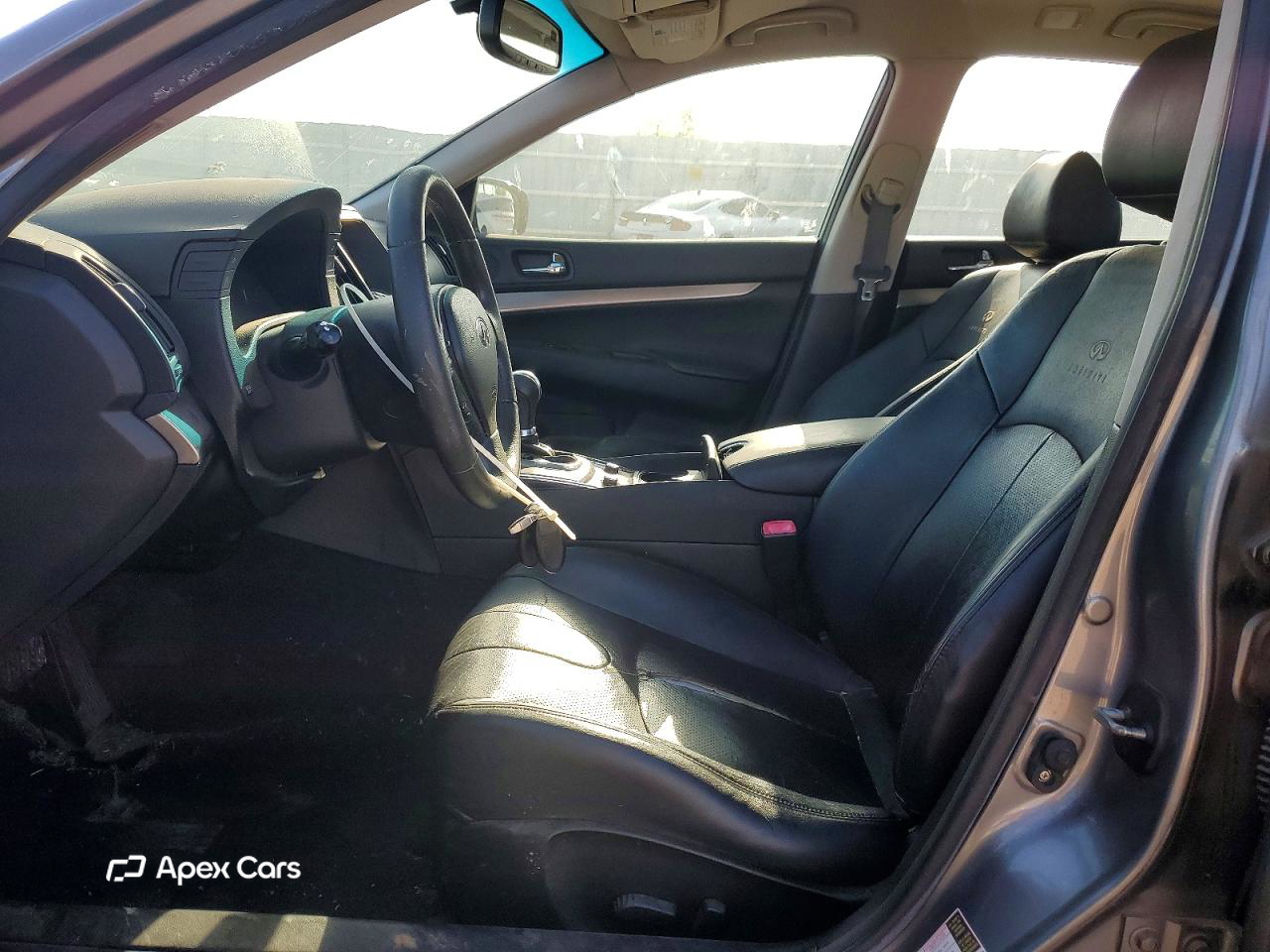 Infiniti G 2010