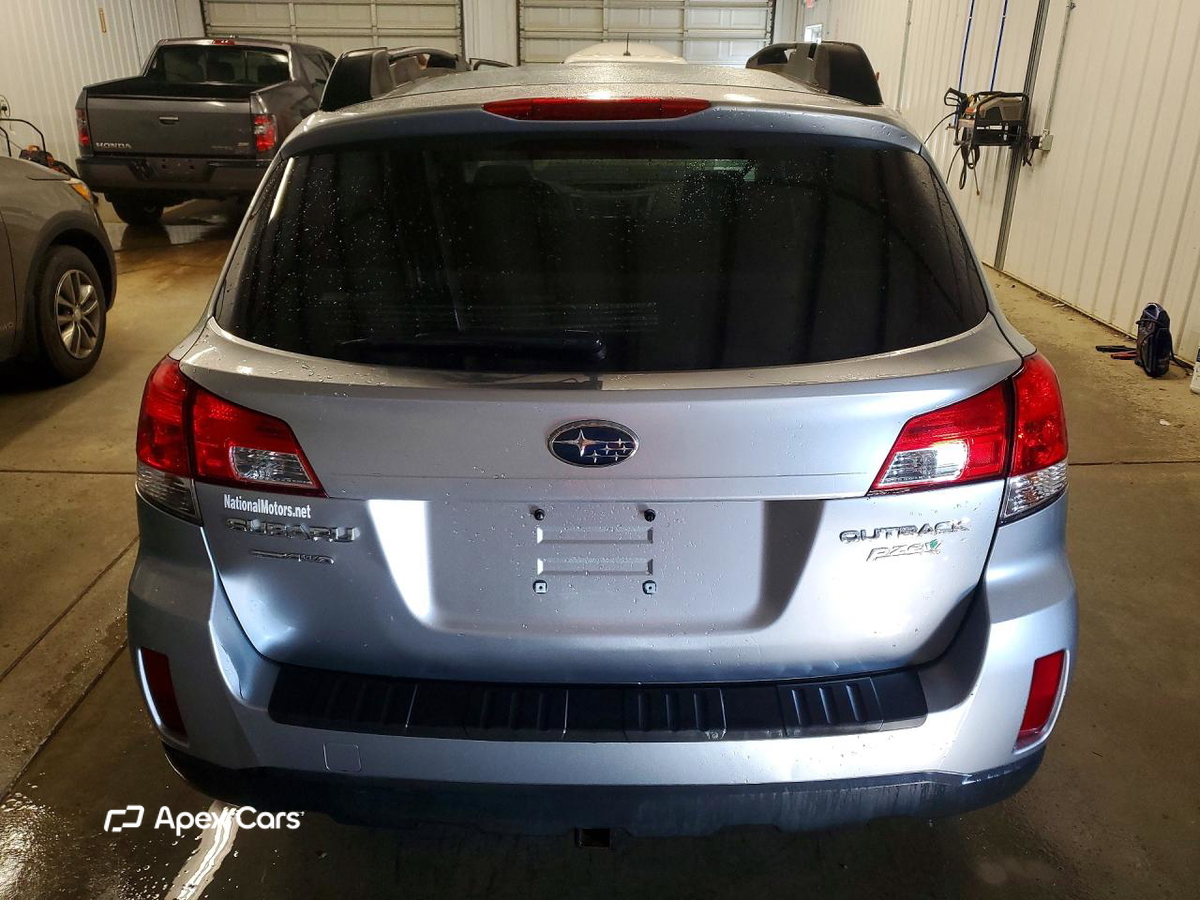 Subaru Outback 2013