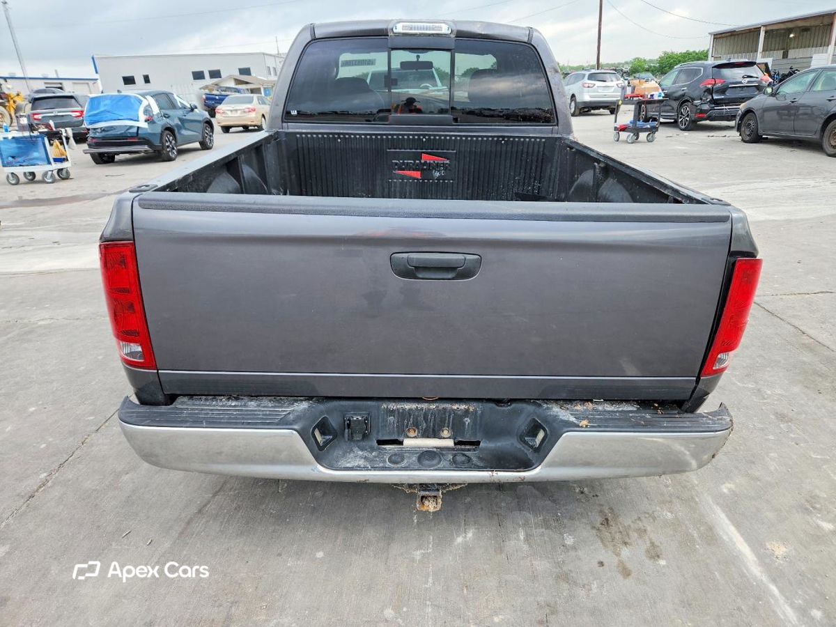 Dodge RAM 2004