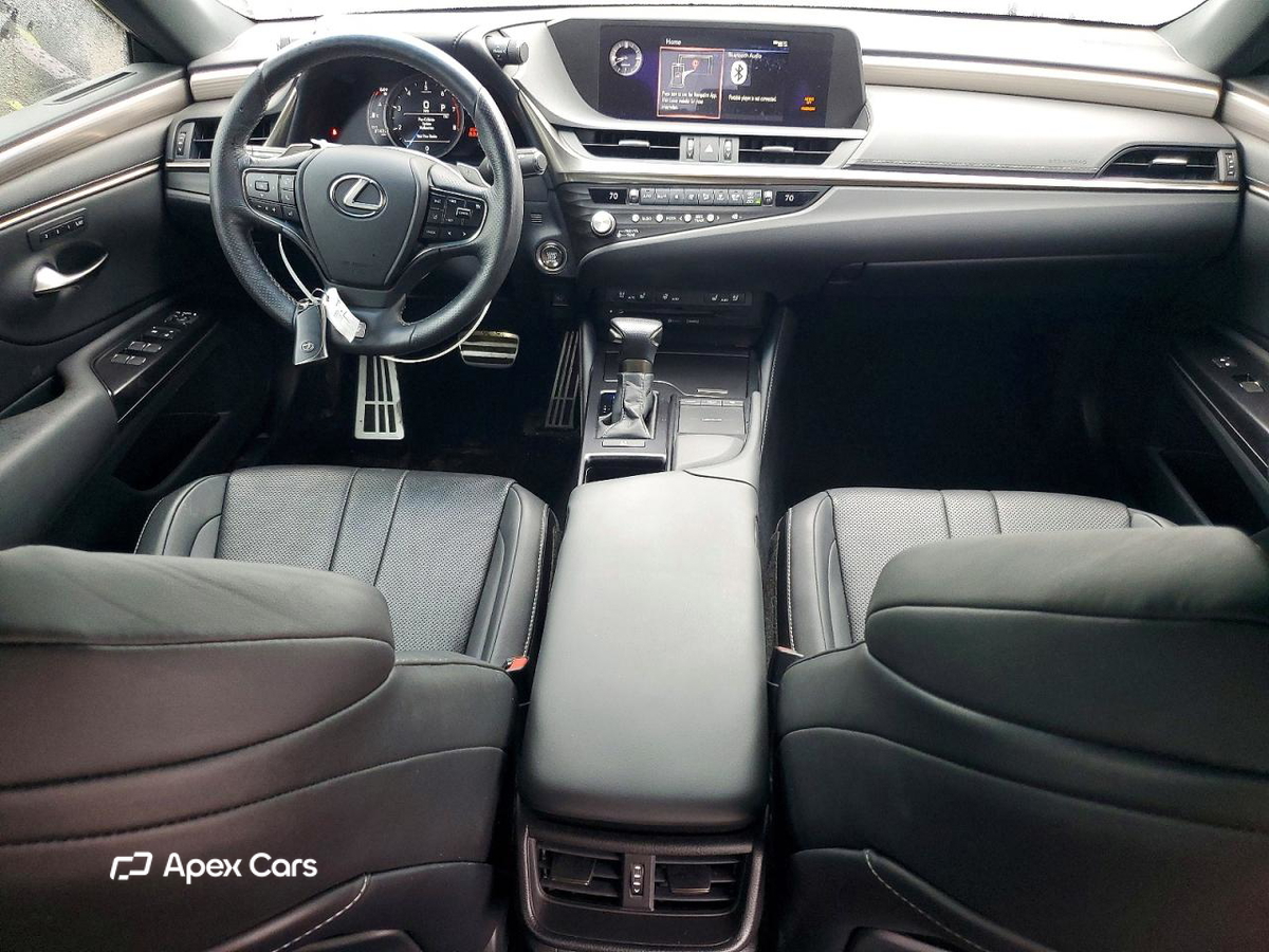 Lexus ES 2021