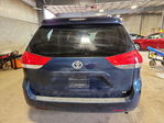 Toyota Sienna 2011