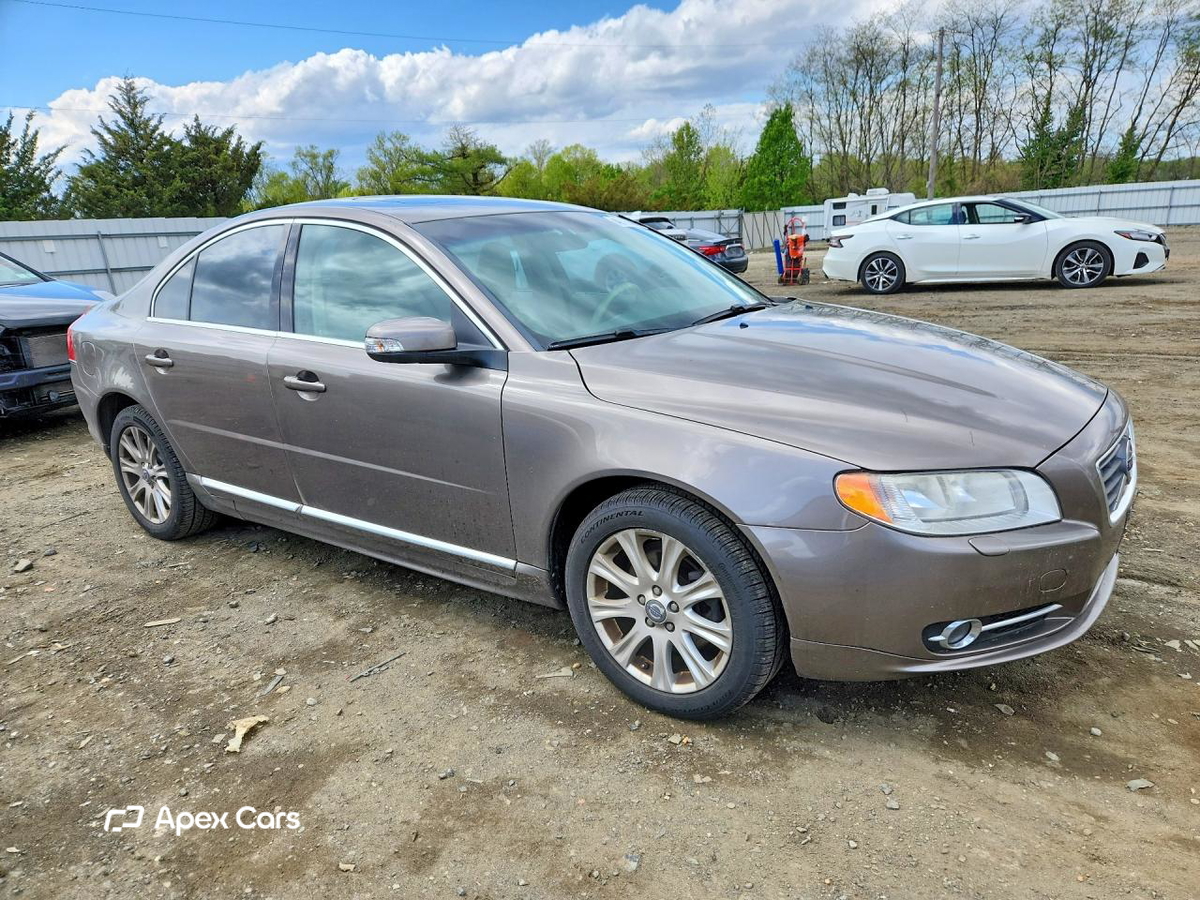 Volvo S80 2011