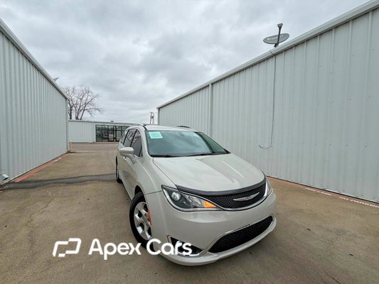 Chrysler Pacifica 2017 - Zdjęcie 1 z 15