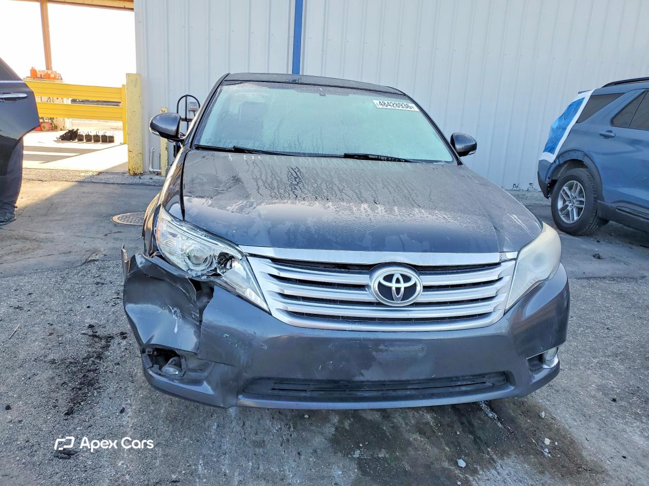 Toyota Avalon 2011