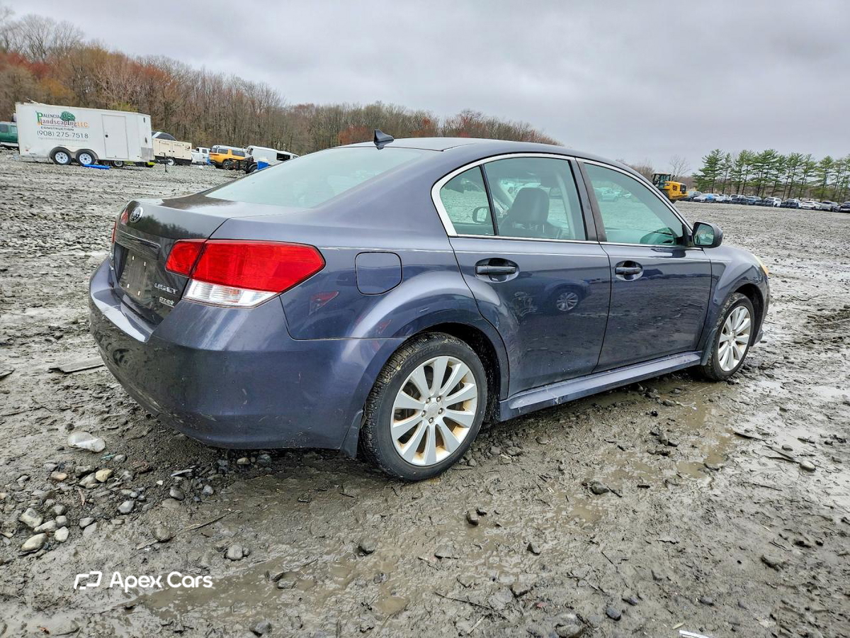 Subaru Legacy 2011
