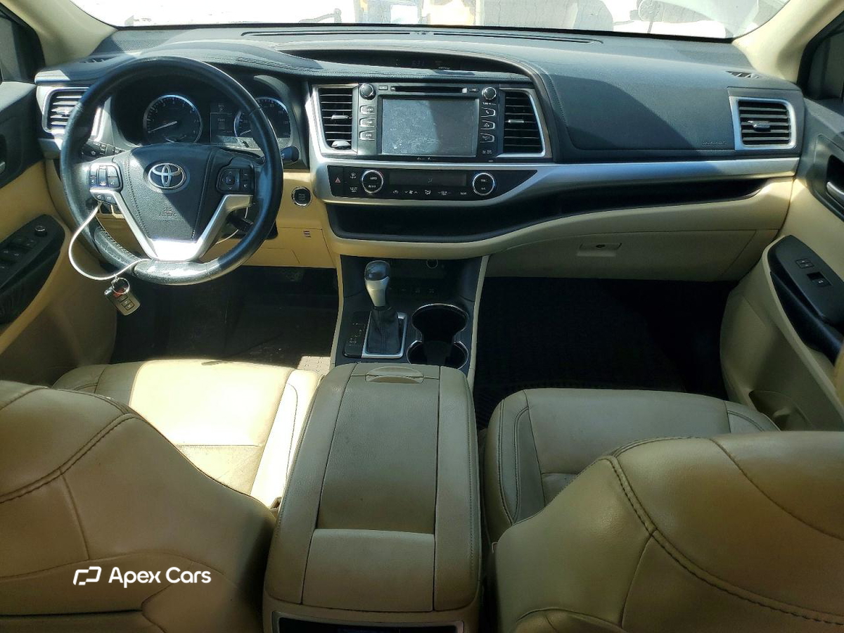 Toyota Highlander 2015