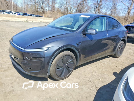 Tesla Model Y 2026 - Image 1 of 12