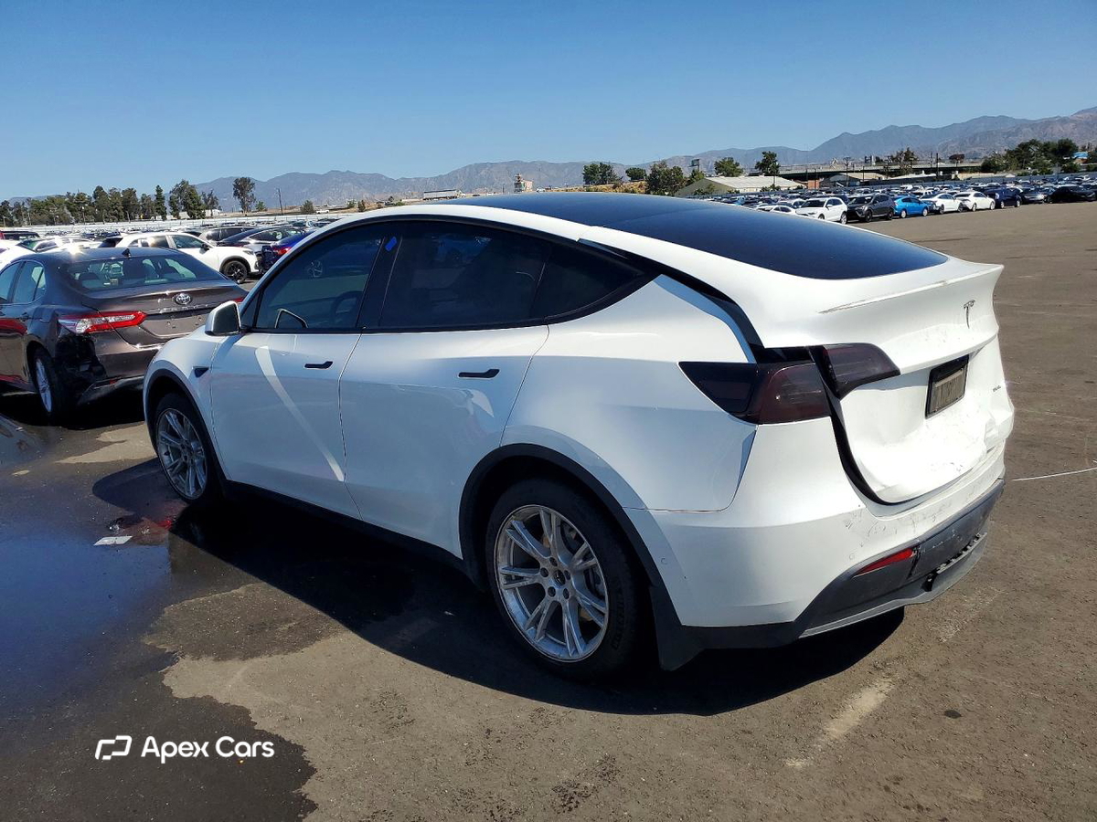 Tesla Model Y 2022
