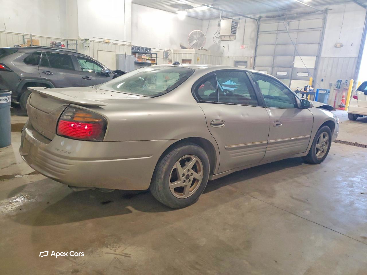 Pontiac Bonneville 2004