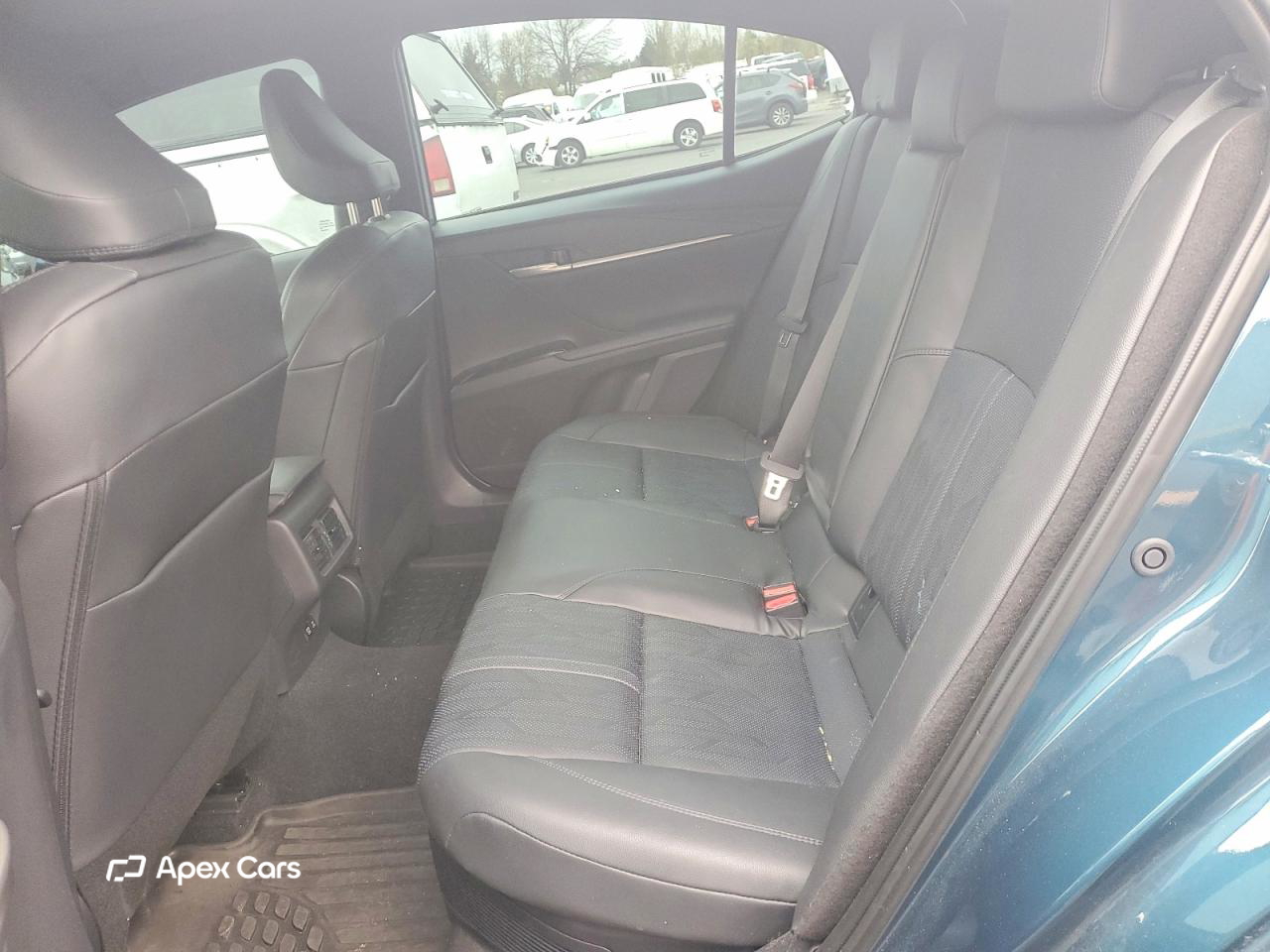 Toyota Camry 2025