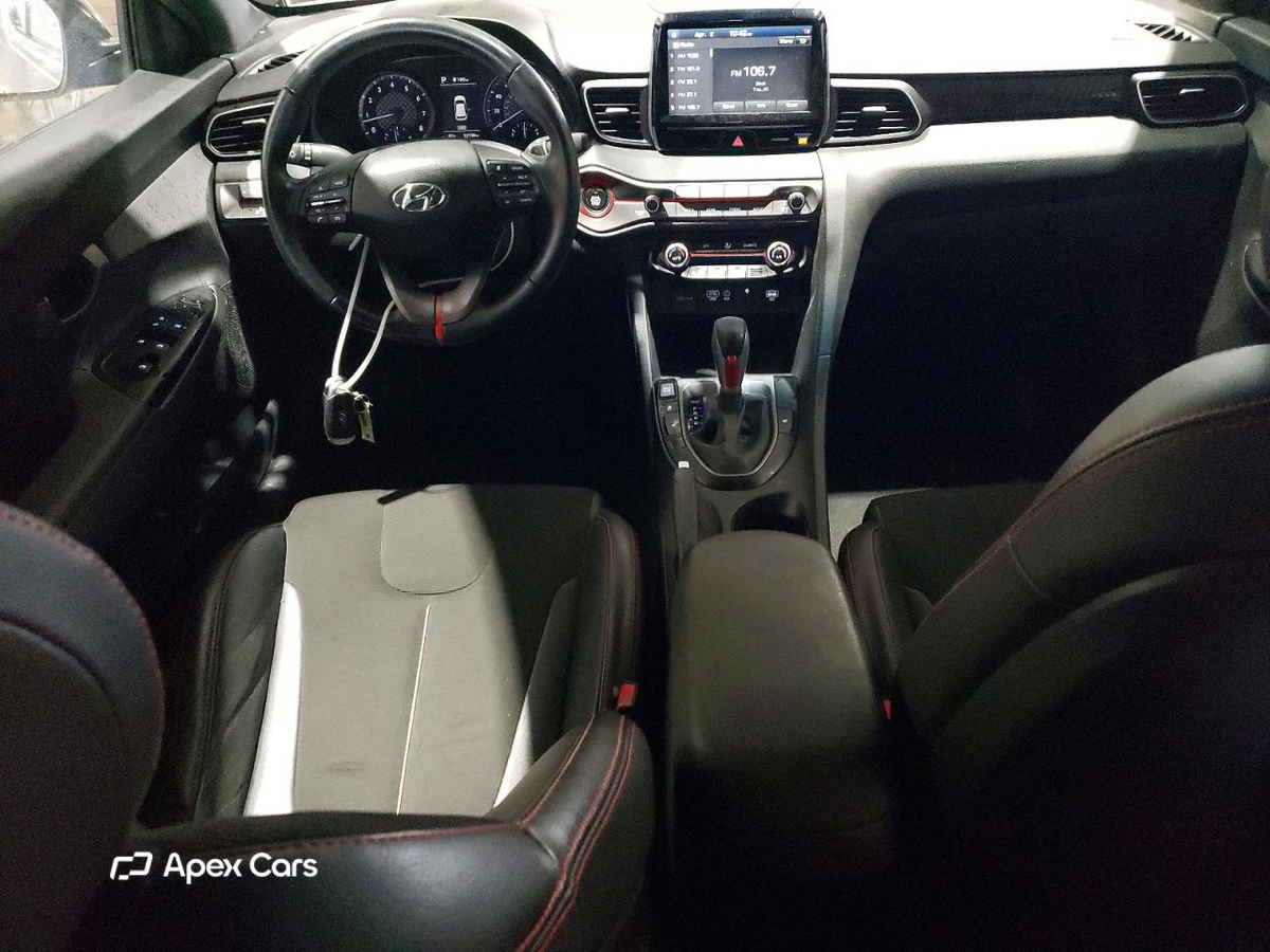 Hyundai Veloster 2020