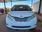 Toyota Sienna 2011