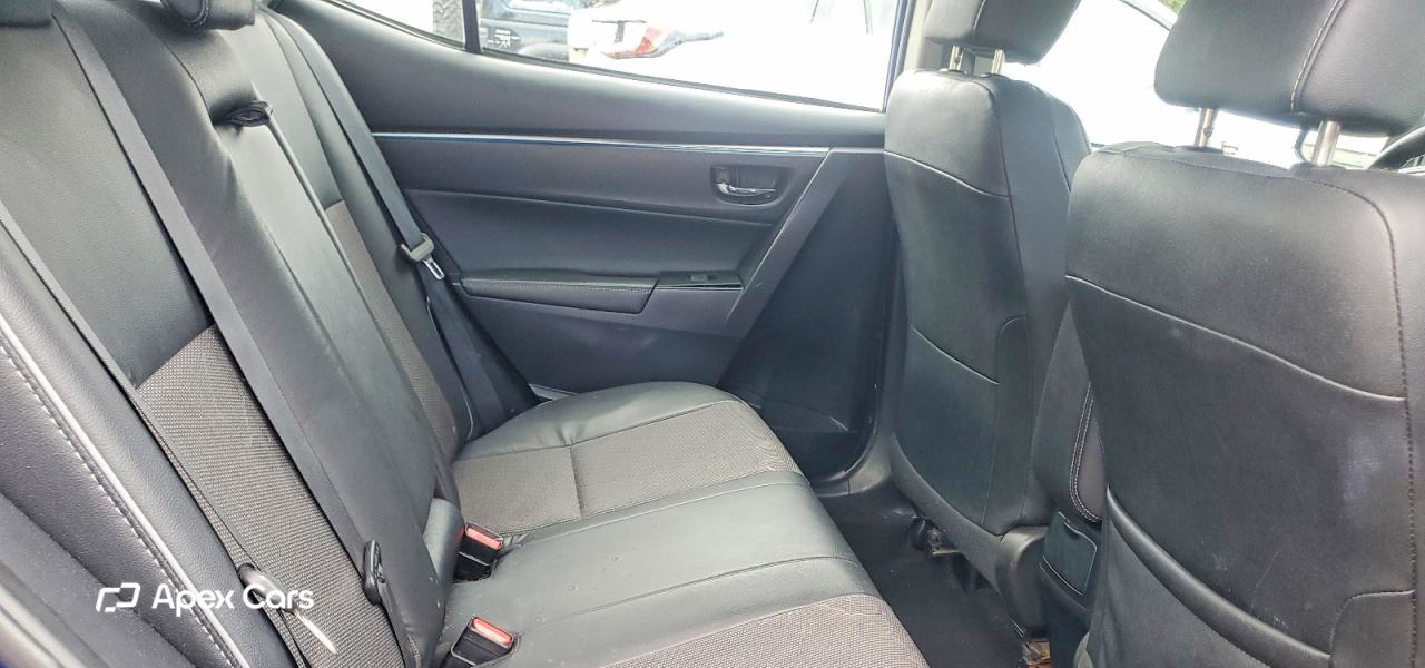 Toyota Corolla 2015