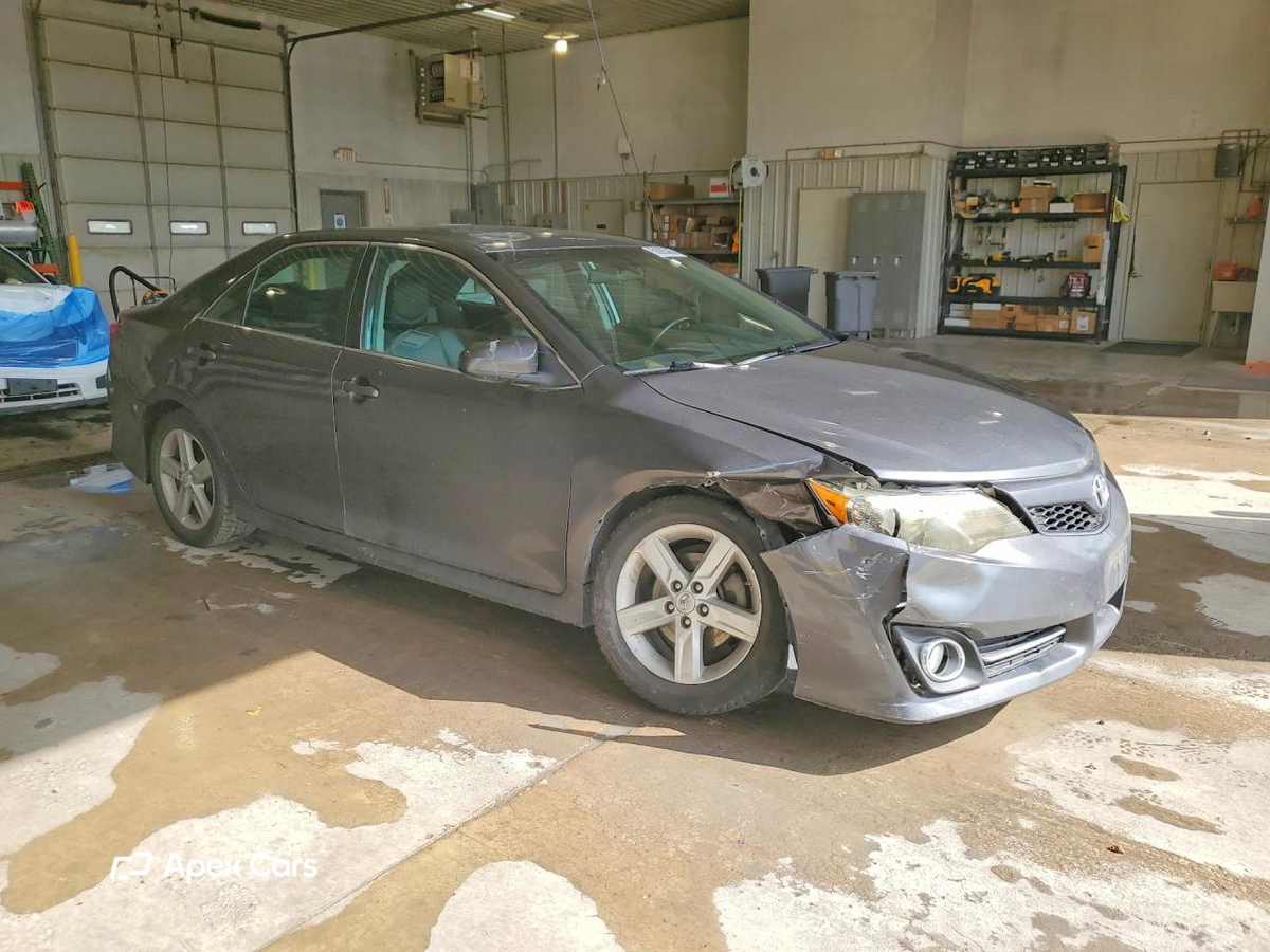 Toyota Camry 2012