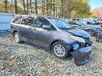 Toyota Sienna 2011