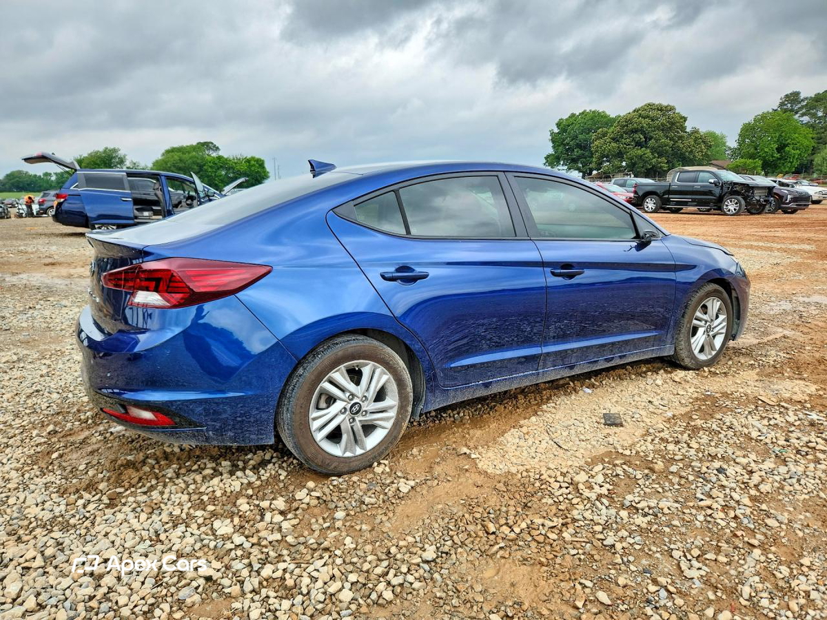 Hyundai Elantra 2020