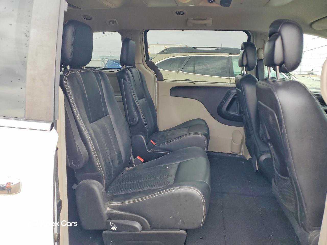 Chrysler Voyager 2015