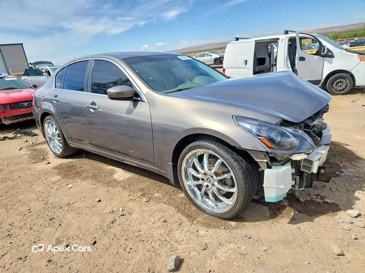 Infiniti G 2010