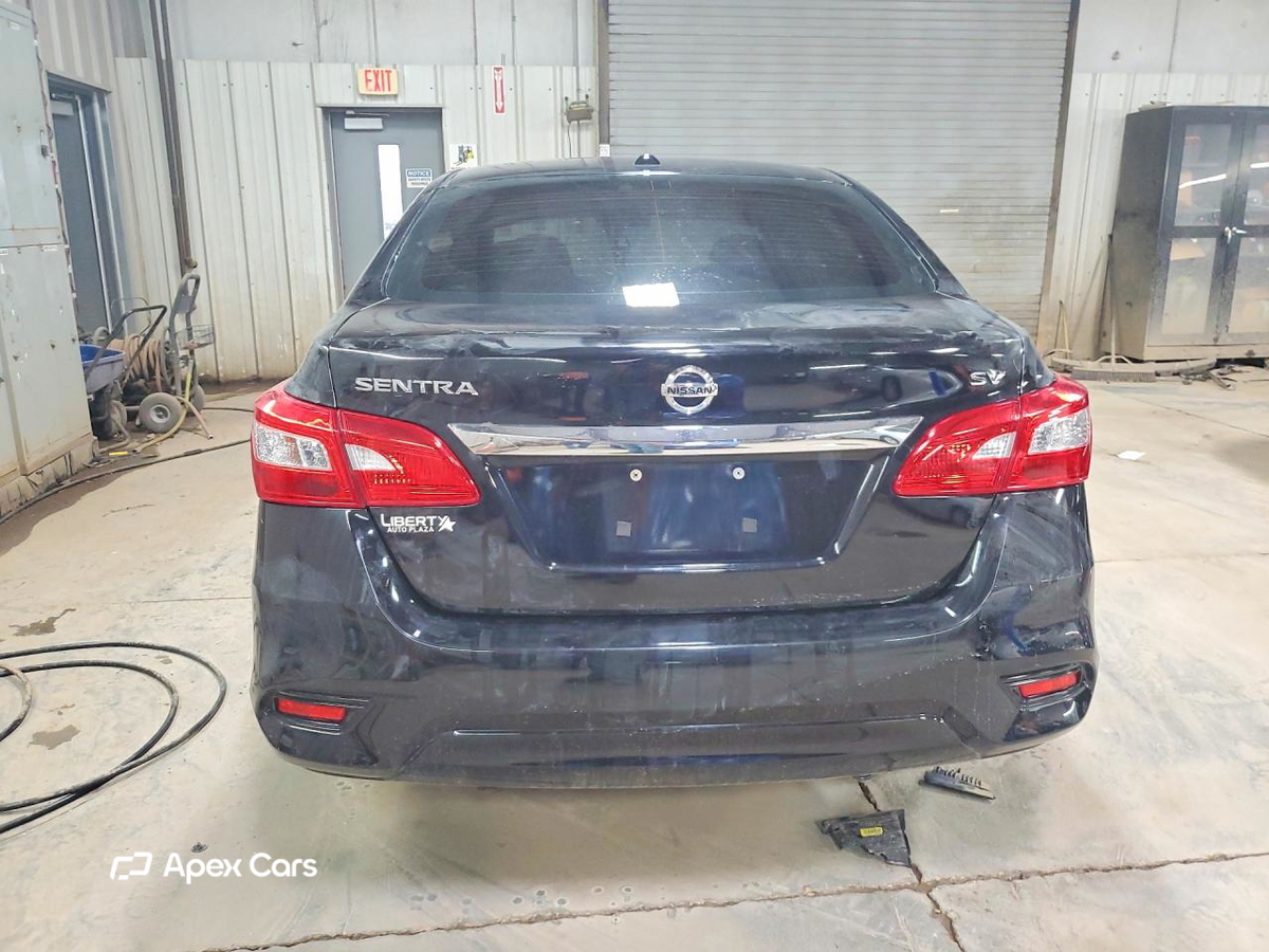 Nissan Sentra 2018