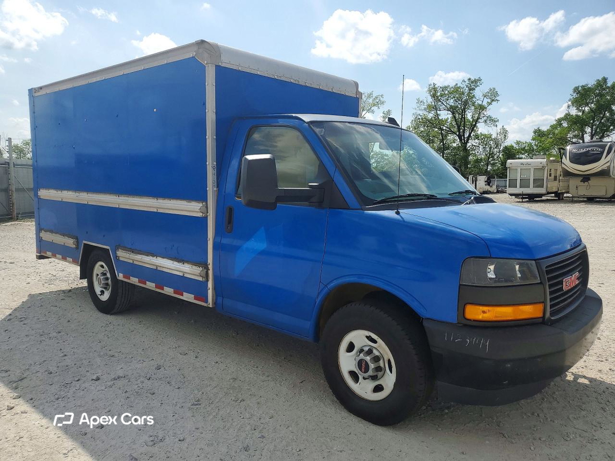 GMC Savana 2018