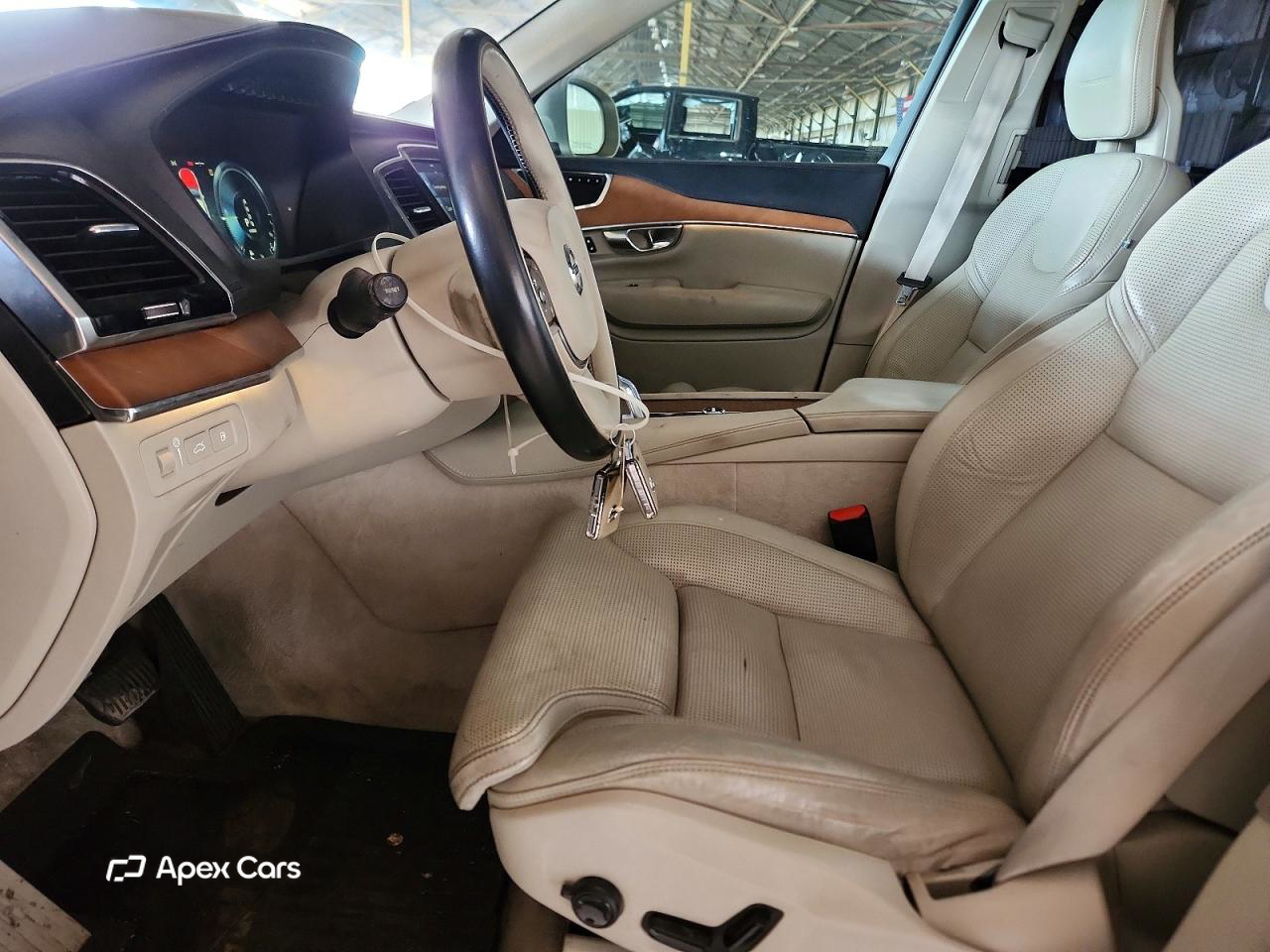 Volvo XC90 2016