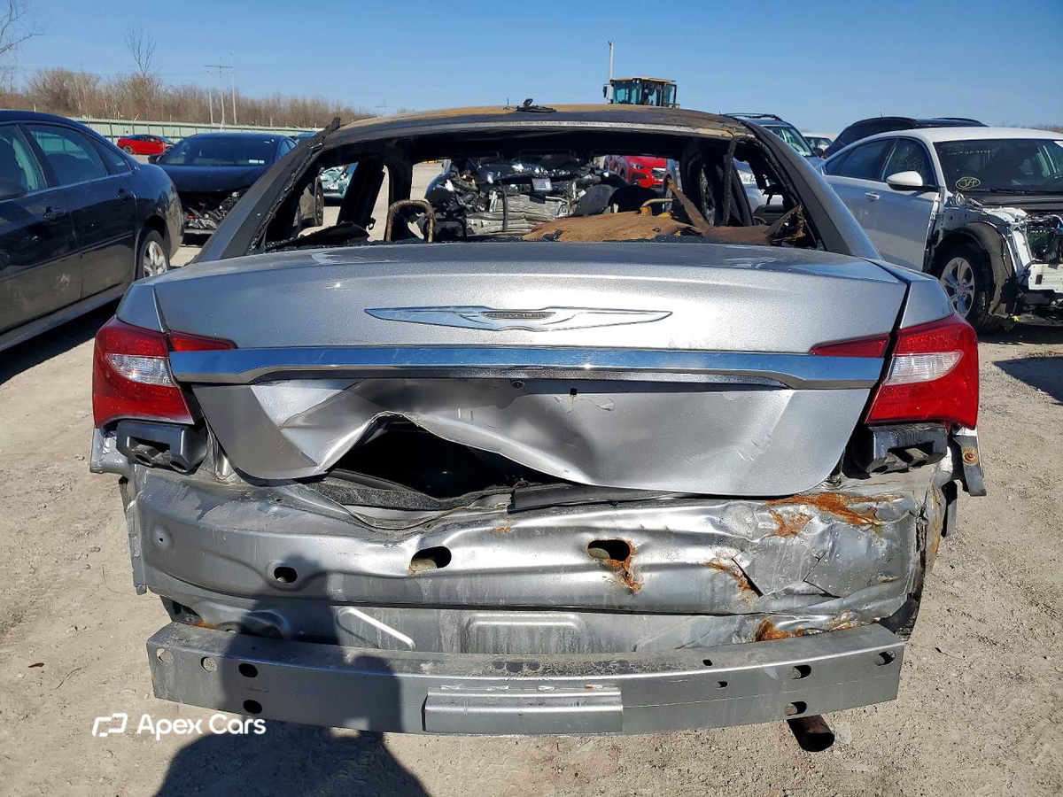 Chrysler 200 2013