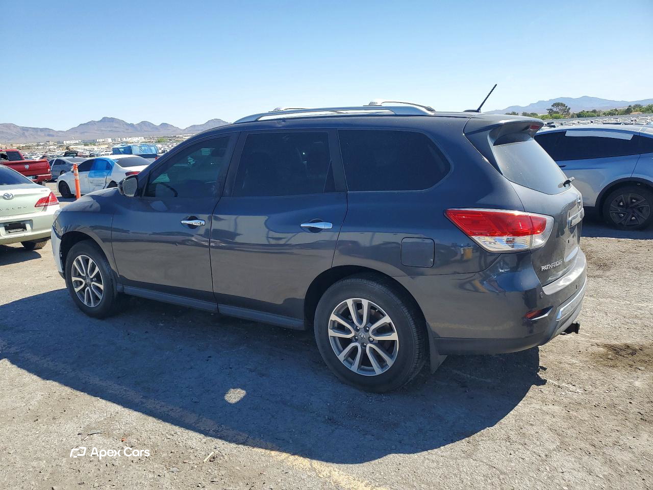 Nissan Pathfinder 2014