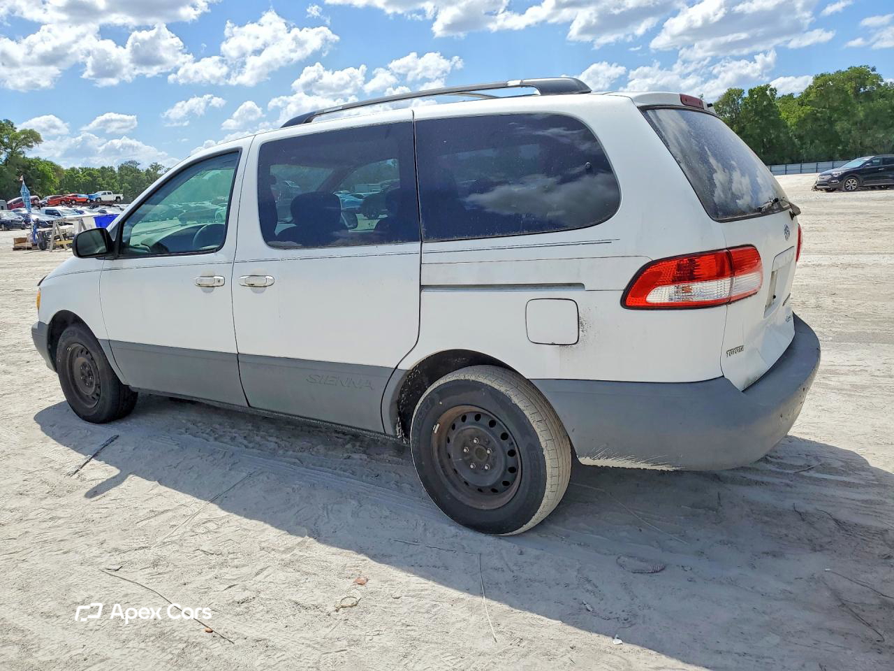 Toyota Sienna 2003