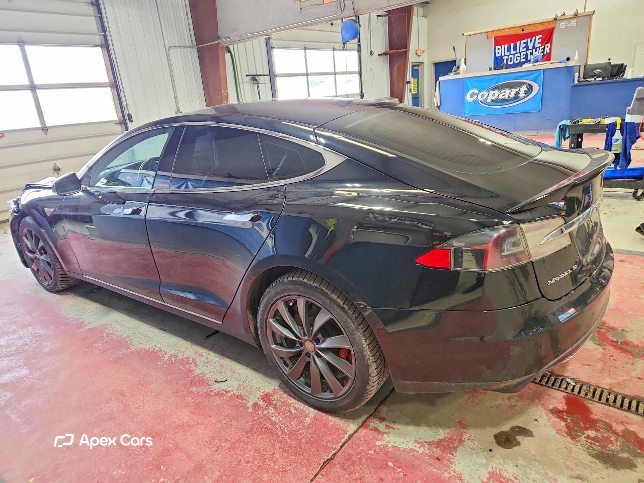 Tesla Model S 2016