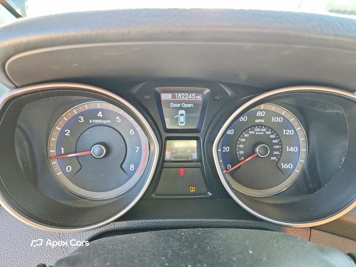 Hyundai Elantra 2013