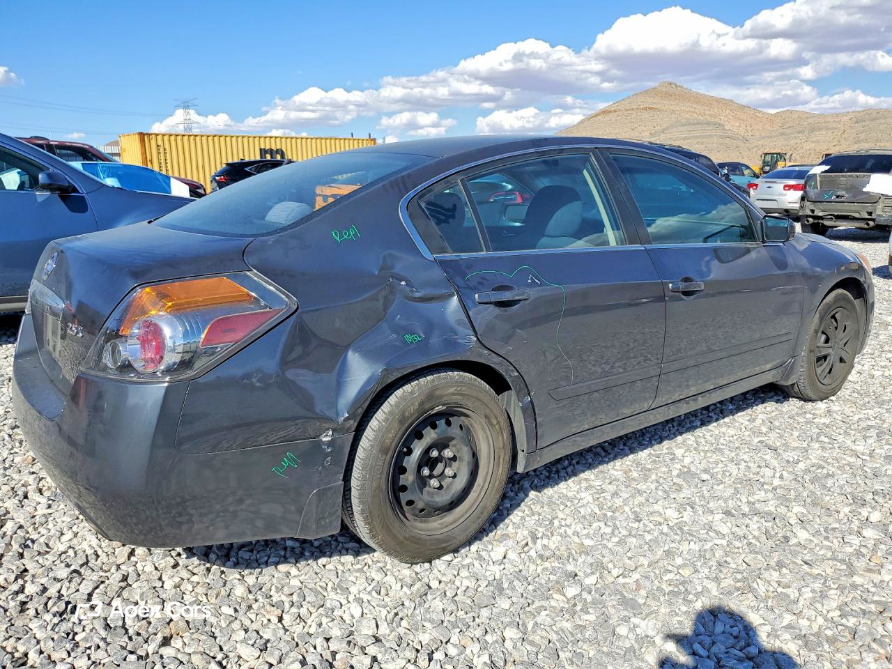 Nissan Altima 2010