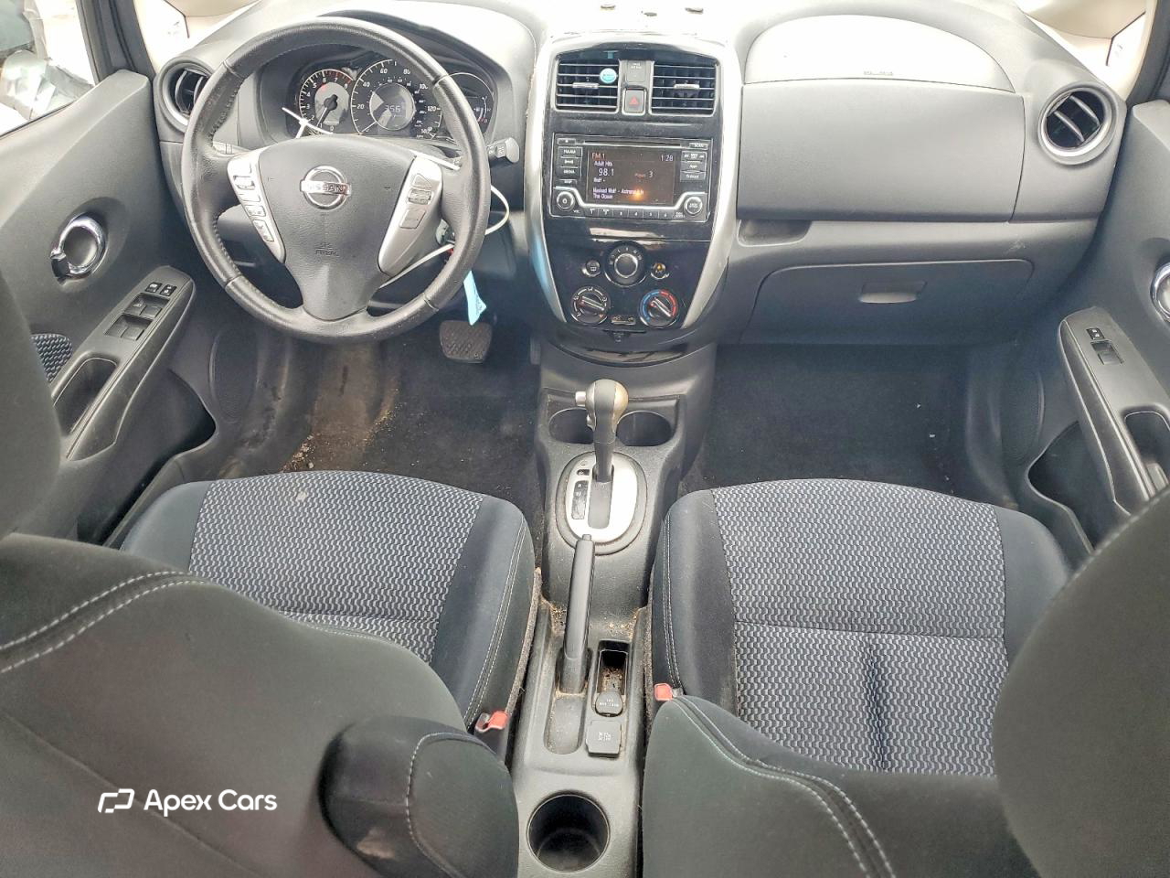 Nissan Versa 2016